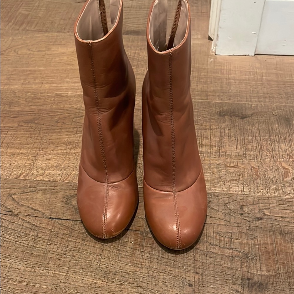 Women's Tan Ankle Boots